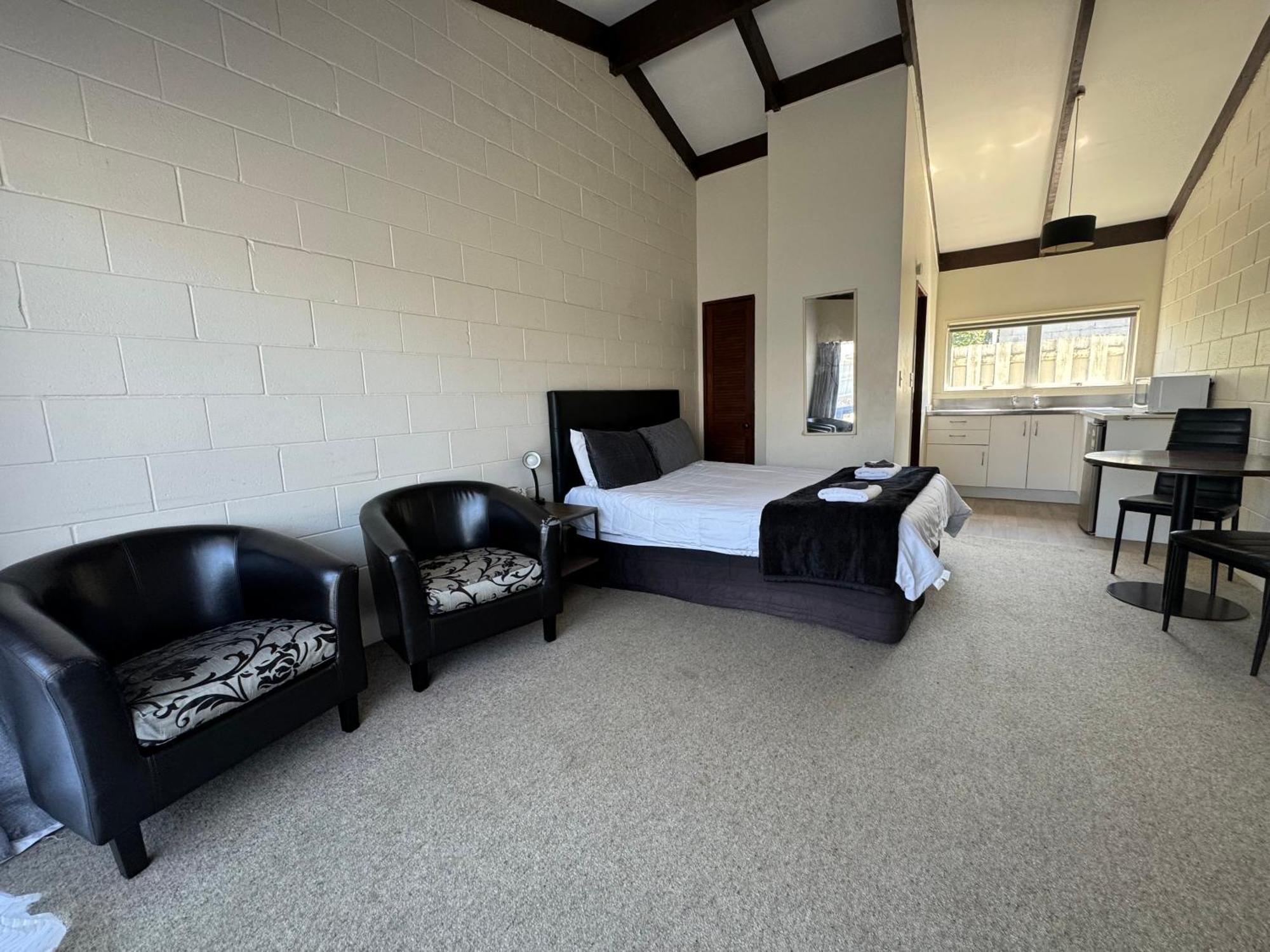 Fountain Court Motel Tauranga Bagian luar foto