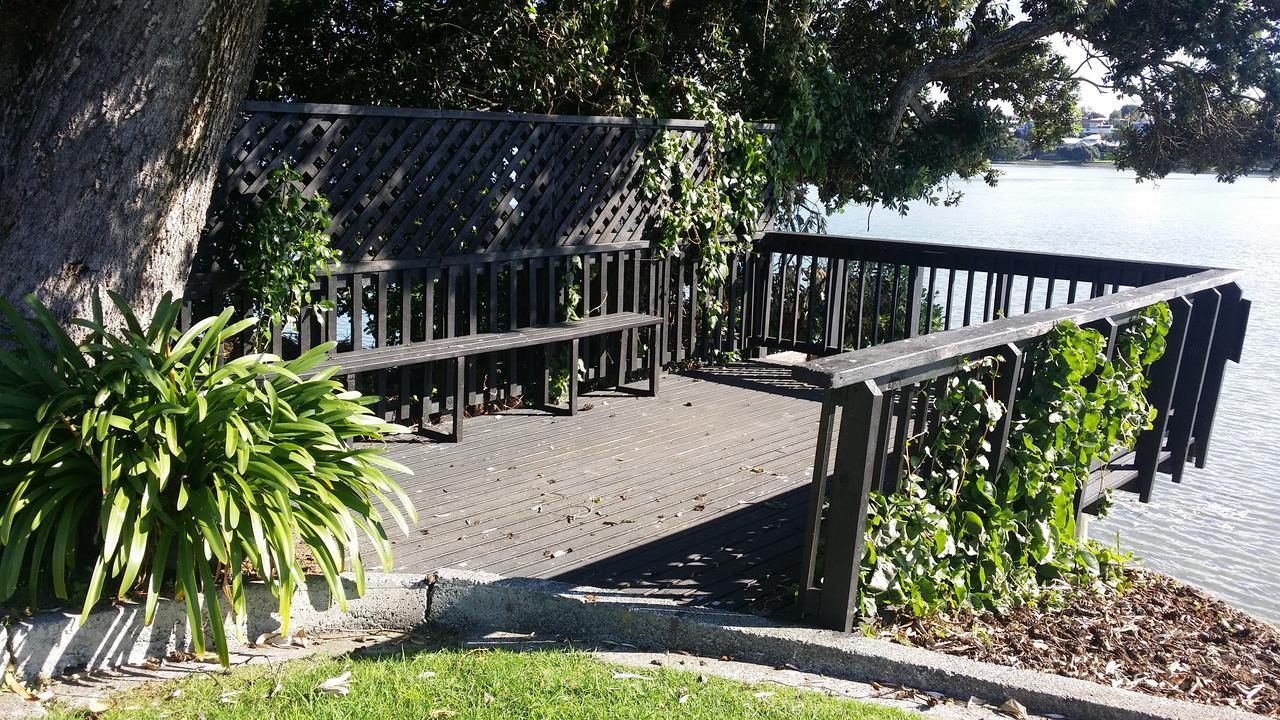 Fountain Court Motel Tauranga Bagian luar foto