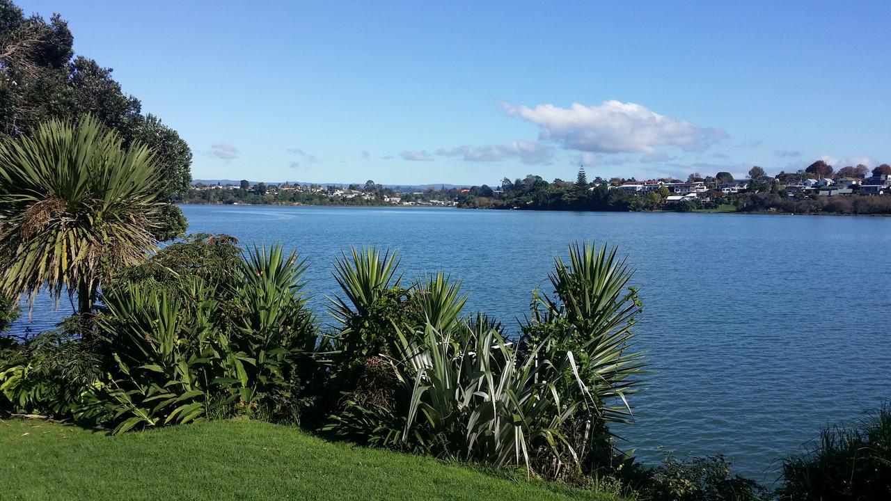 Fountain Court Motel Tauranga Bagian luar foto