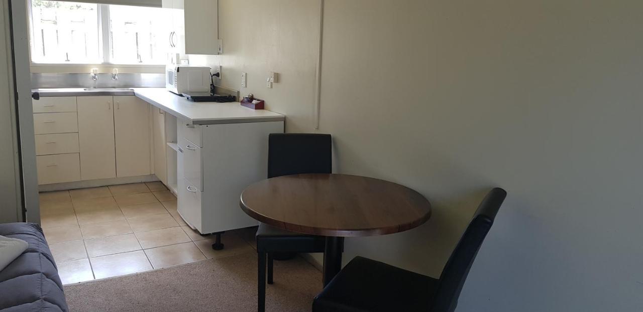 Fountain Court Motel Tauranga Bagian luar foto